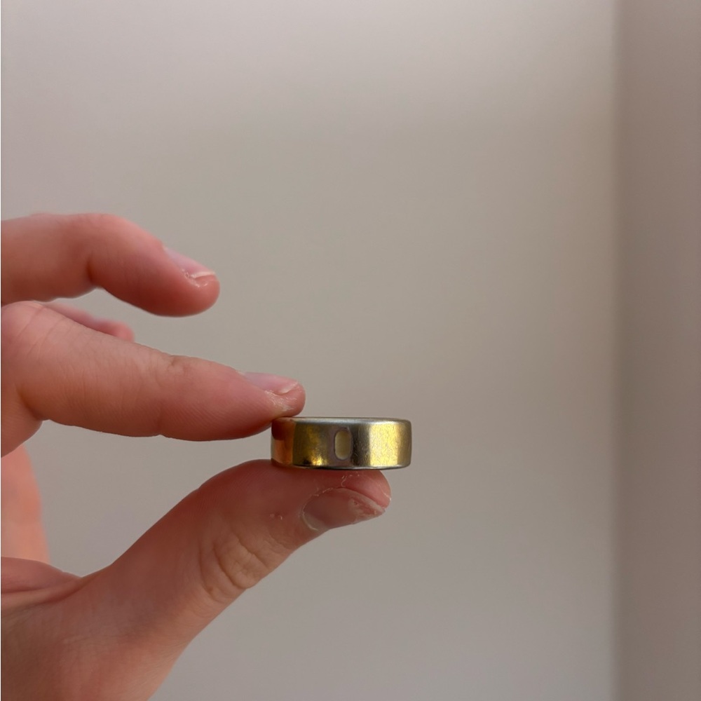 Gold Oura Gen 3 Size 7 USED with charger